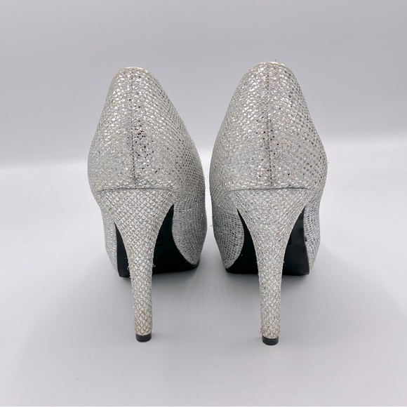 Silver Glittery Platform Stiletto Round Toe Shoe sz 8.5 - Picture 2 of 6